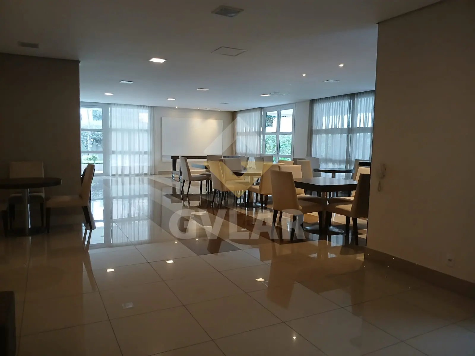 LINDO APARTAMENTO GARDEN - PRÓXIMO AO METRÔ.